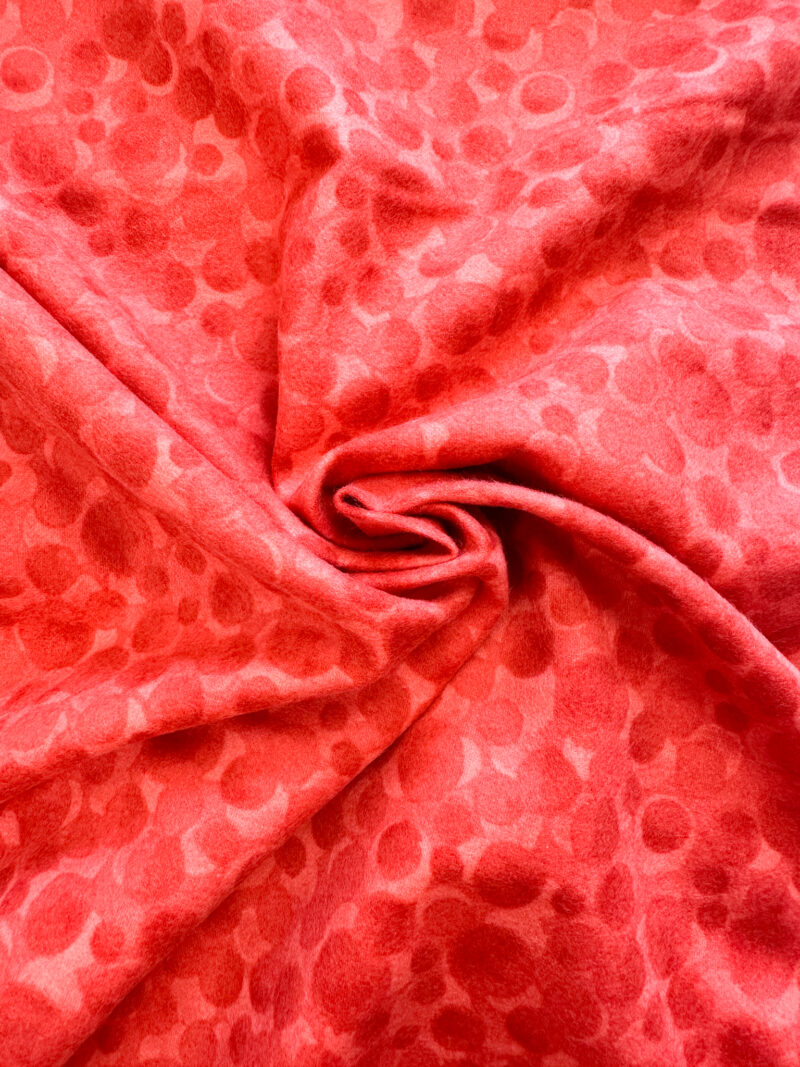 Postbox Red Bumbleberries Flannel BBF184 Cotswold Sewing Centres